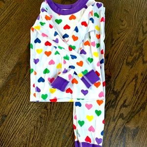 L-o-v-e. Hanna Andersson hearts! Size4